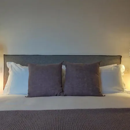 Apartment Ortensie & Oleandri Al - By Myhomeincomo *